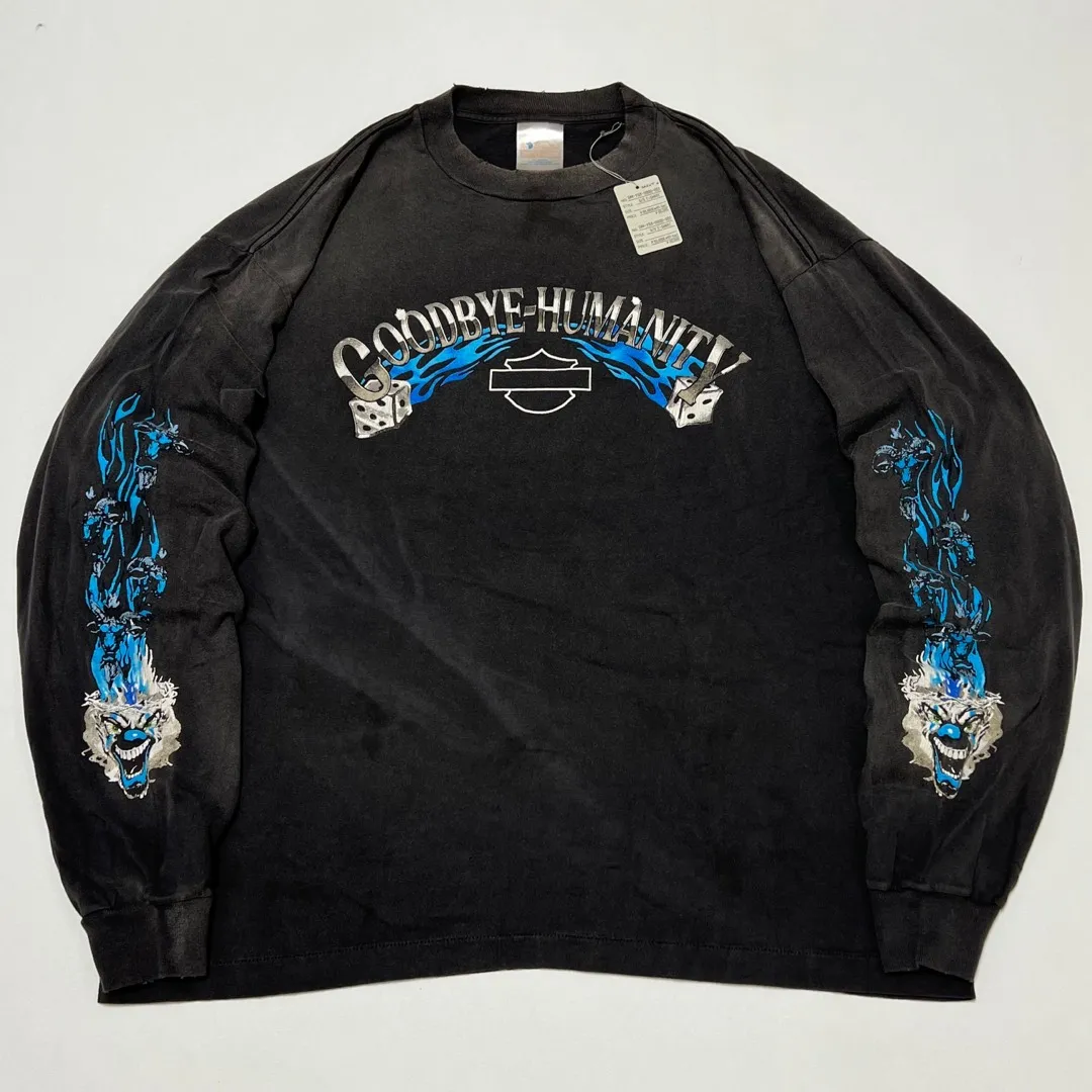 SAINT Mxxxxxx LS TEE/BTFL BASTARS/BLK flame dice distressed long sleeves, washed black S-XL, look for cylindrical fabrics without side seams, don’t buy open ones anymore, boring Assute ready-made garments dyed, all parts faded with spray paint/dirty with hand-made graffiti, collar and cuffs frayed, many hangings/original level printing restored, customized new markings/accessories complete, with little angel anti-counterfeiting label
